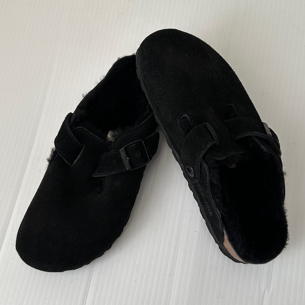 Birkenstock NWOB Boston Shearling Clogs Black, 6-6.5 (37) - Picture 3 of 12